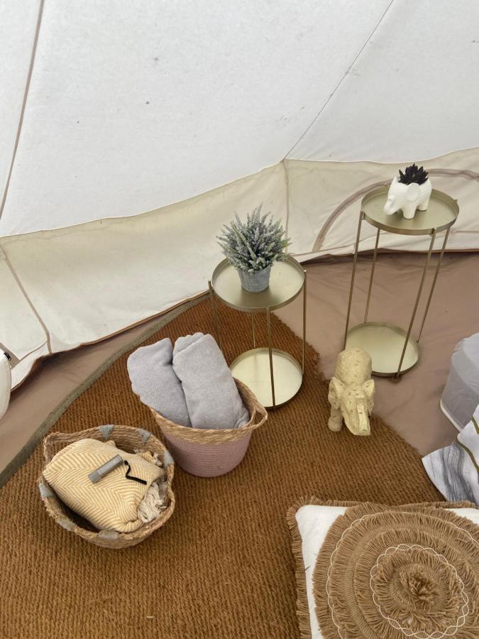 Hotel Country Bumpkins Luxury Glamping à Wellingore Extérieur photo
