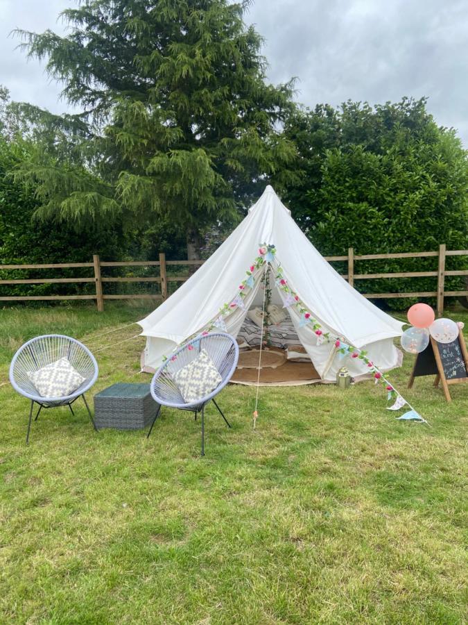Hotel Country Bumpkins Luxury Glamping à Wellingore Extérieur photo