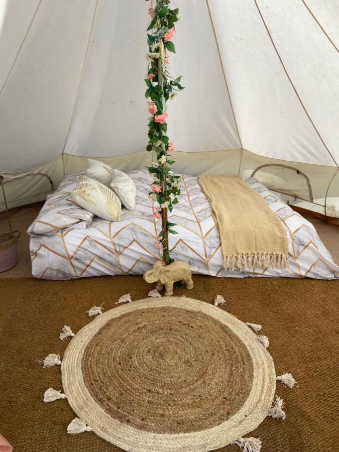 Hotel Country Bumpkins Luxury Glamping à Wellingore Extérieur photo