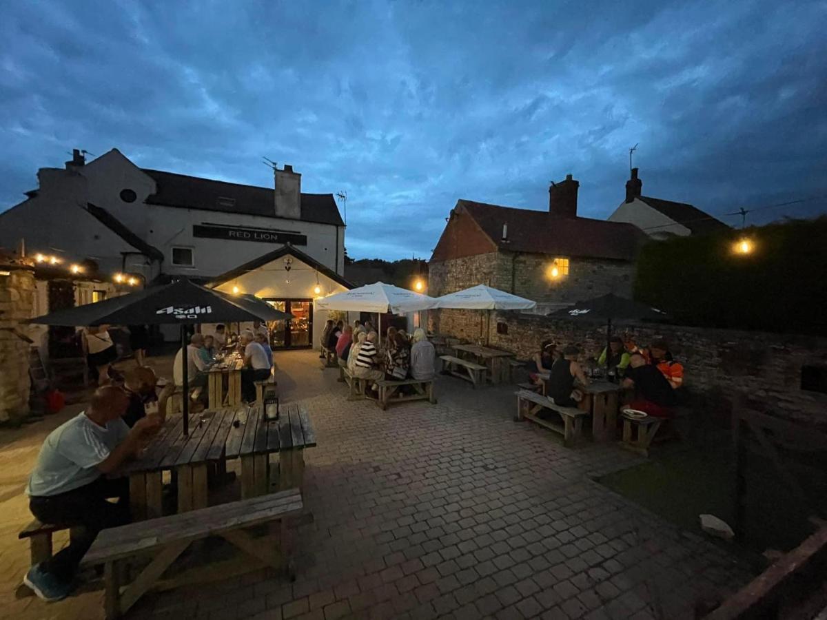 Hotel Country Bumpkins Luxury Glamping à Wellingore Extérieur photo