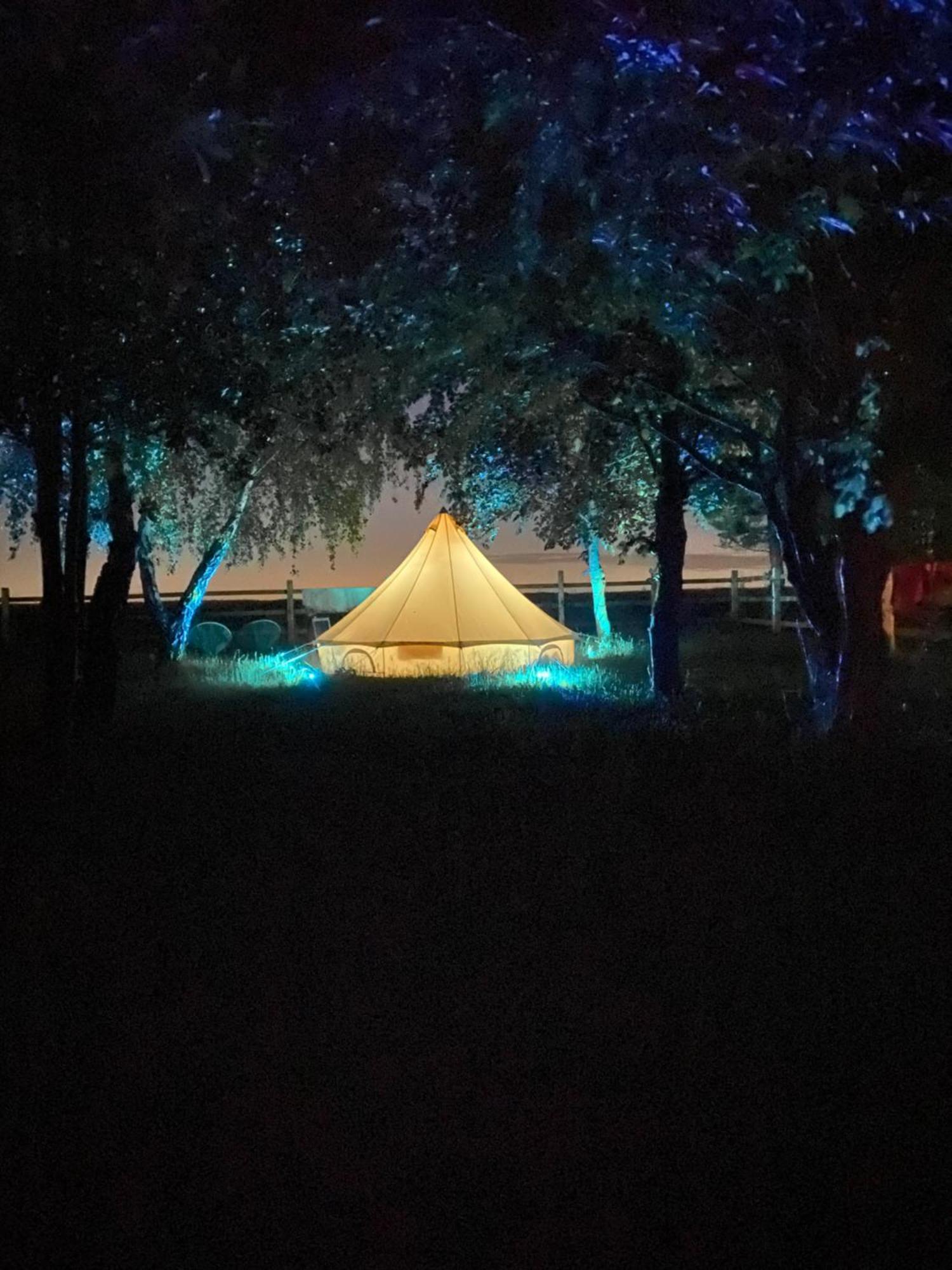 Hotel Country Bumpkins Luxury Glamping à Wellingore Extérieur photo